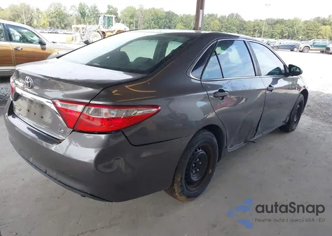 2016 Toyota Camry Le z USA, uszkodzony, nr VIN 4T1BF1FK6GU135794